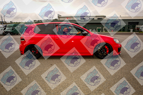 8X4A0002-2